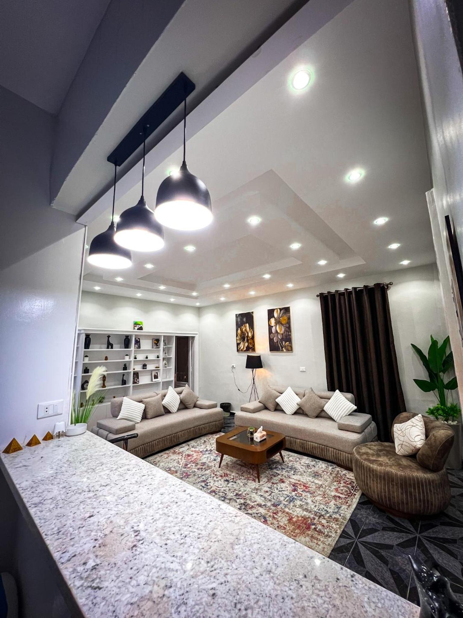 Tahrir Residence - Marriage Certificate is Required for Couples at Check-in