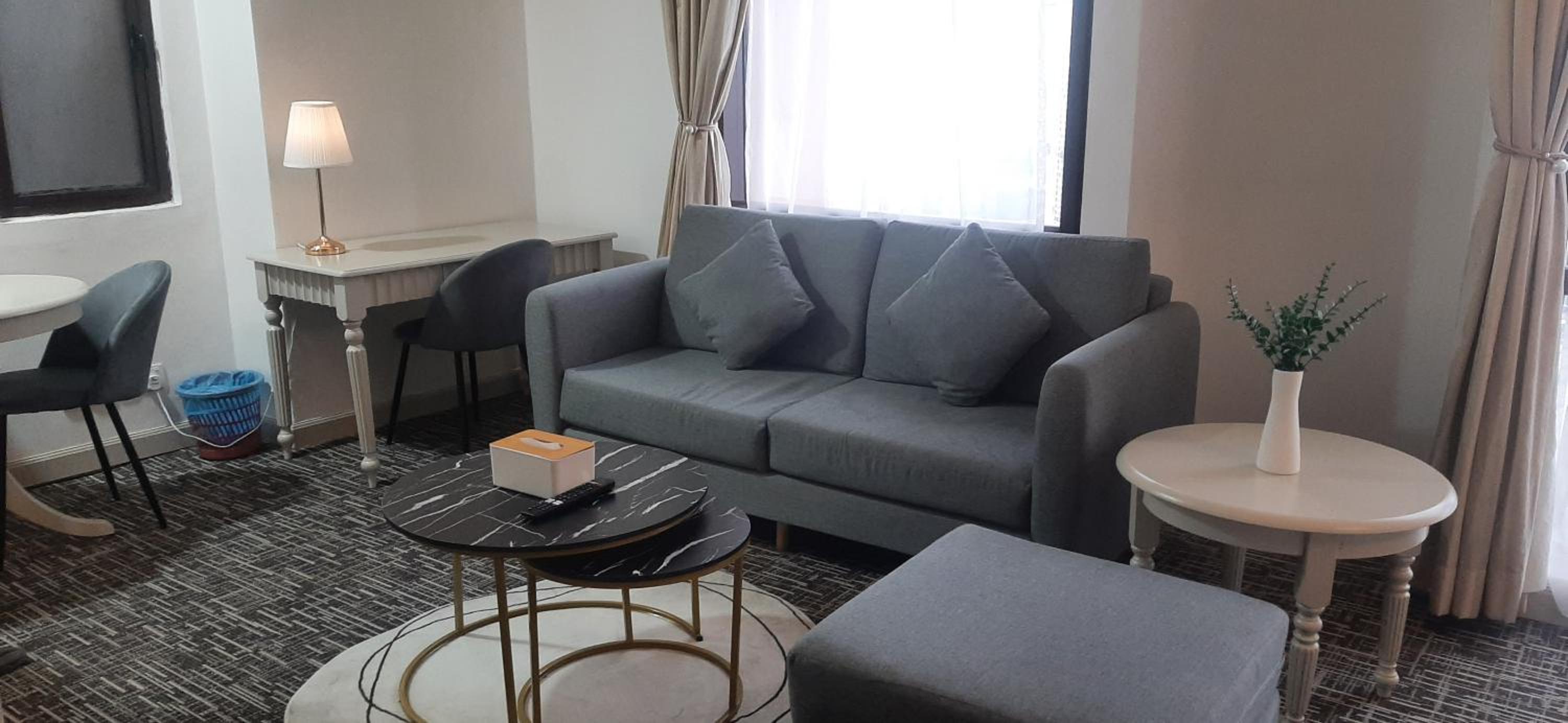 Western apartment times Square