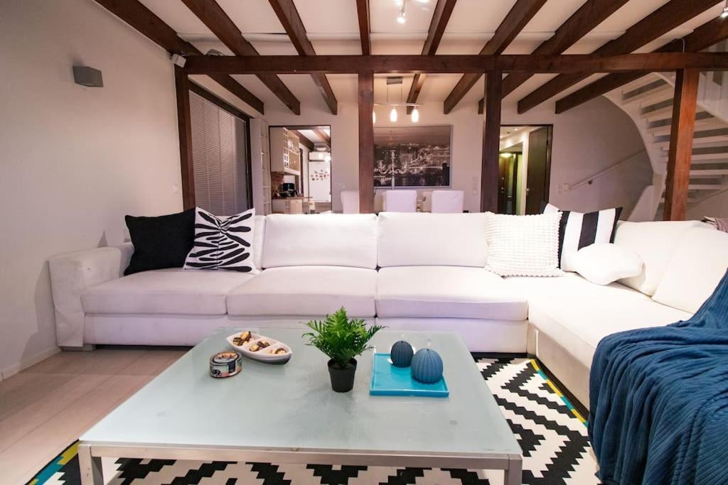 Waterfront Townhouse with BathTub Sauna,FREE Parking