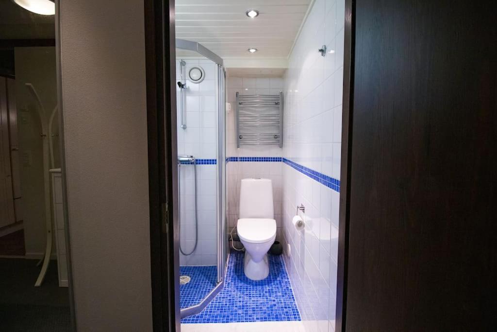 Waterfront Townhouse with BathTub Sauna,FREE Parking