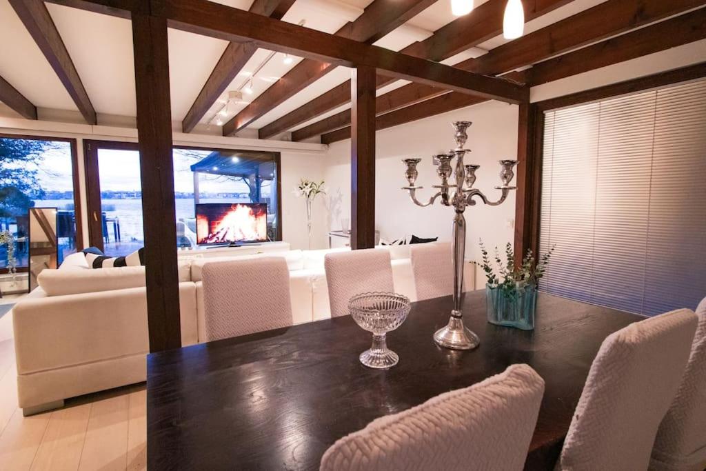 Waterfront Townhouse with BathTub Sauna,FREE Parking