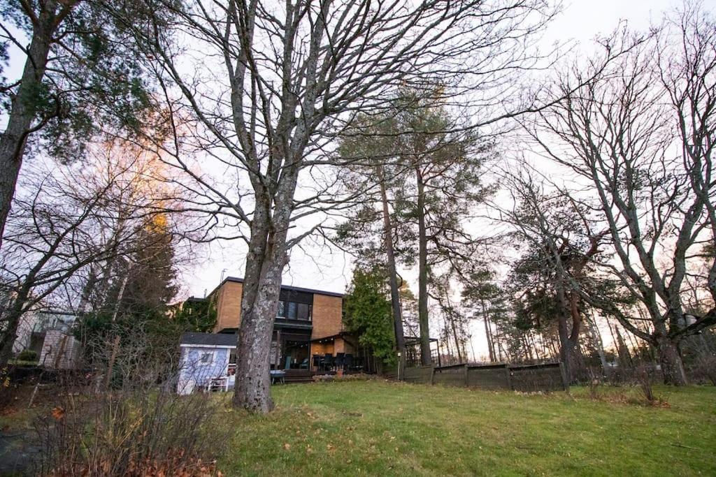 Waterfront Townhouse with BathTub Sauna,FREE Parking