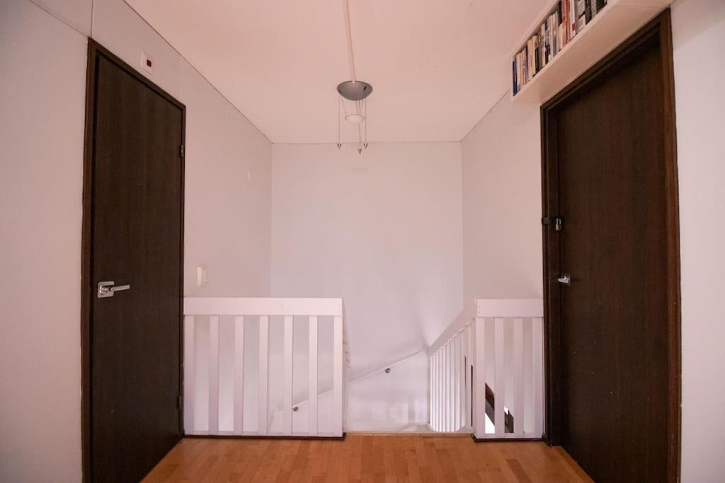 Waterfront Townhouse with BathTub Sauna,FREE Parking