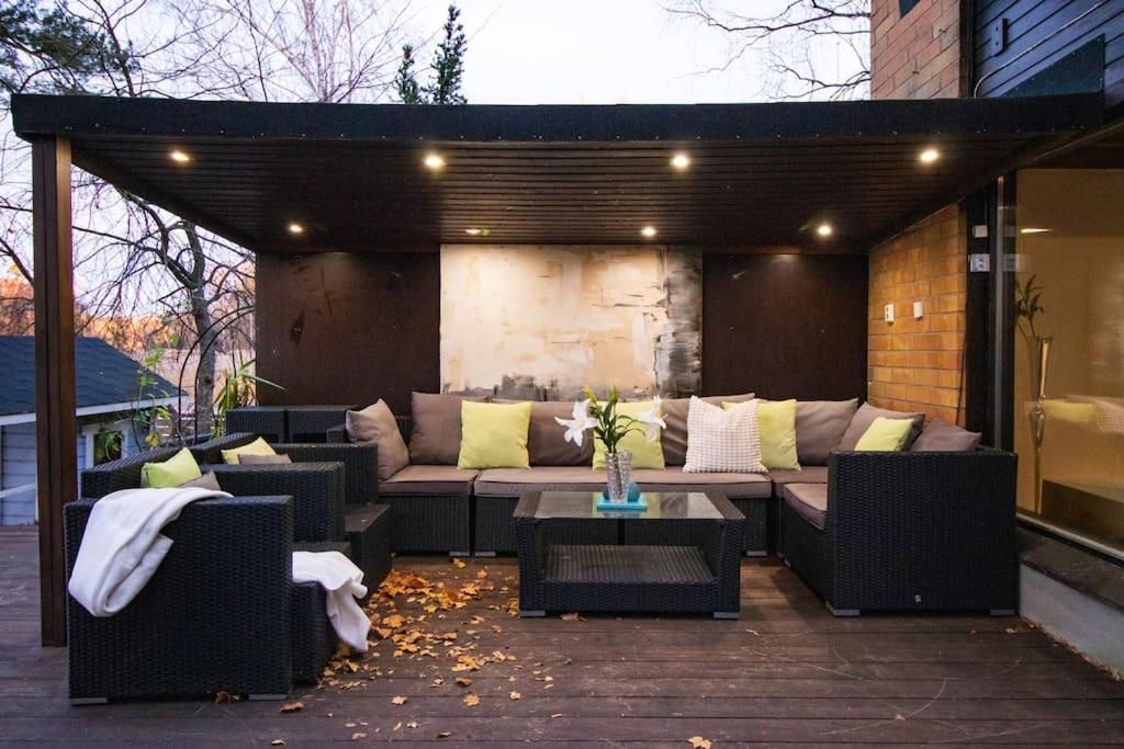 Waterfront Townhouse with BathTub Sauna,FREE Parking