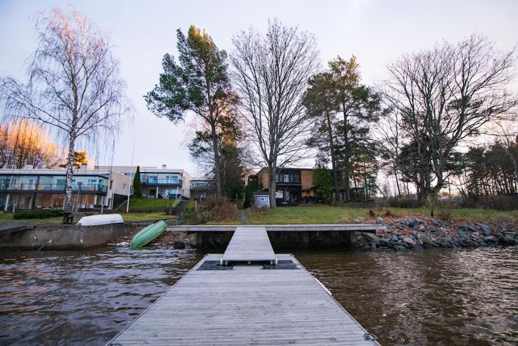 Waterfront Townhouse with BathTub Sauna,FREE Parking