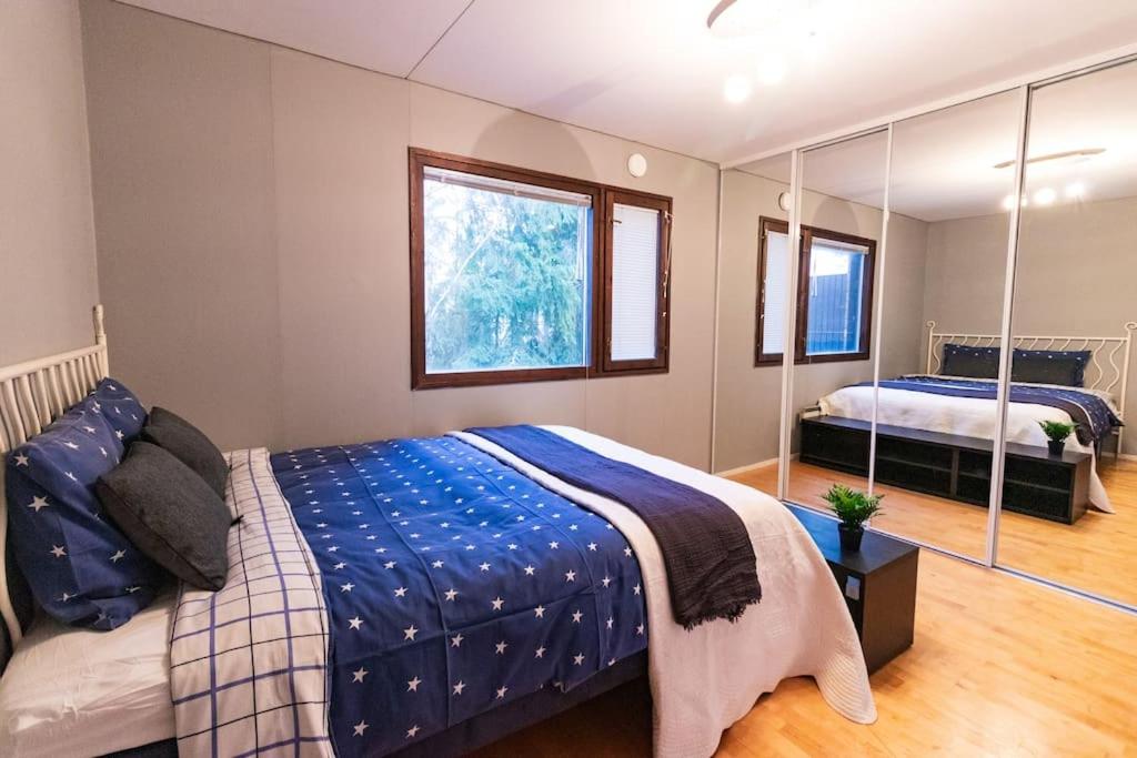 Waterfront Townhouse with BathTub Sauna,FREE Parking