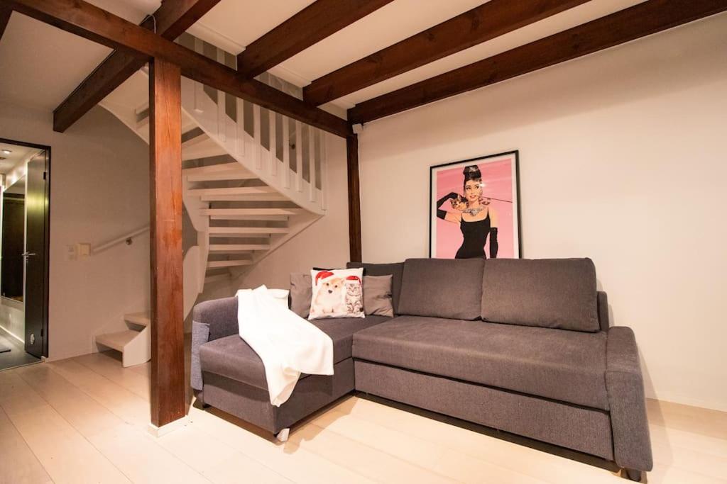 Waterfront Townhouse with BathTub Sauna,FREE Parking