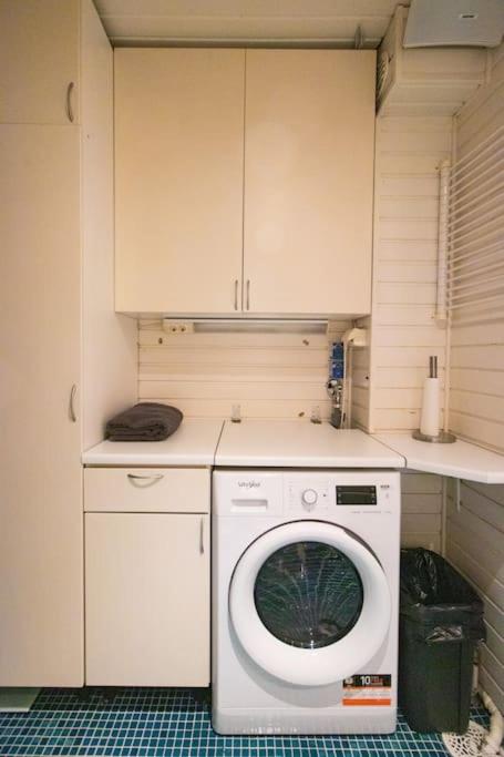 Waterfront Townhouse with BathTub Sauna,FREE Parking