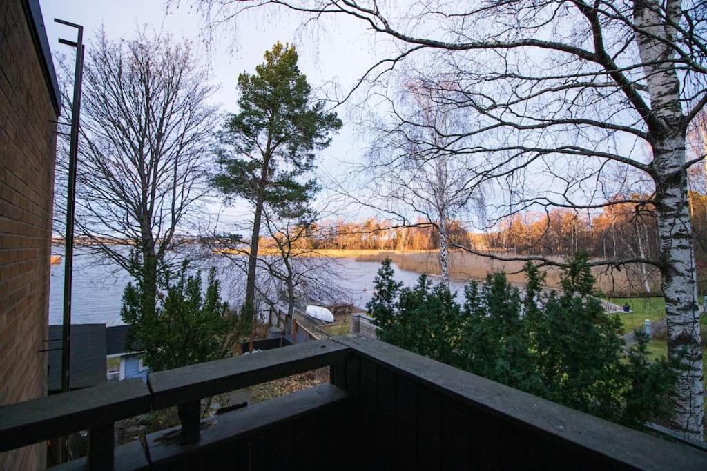 Waterfront Townhouse with BathTub Sauna,FREE Parking