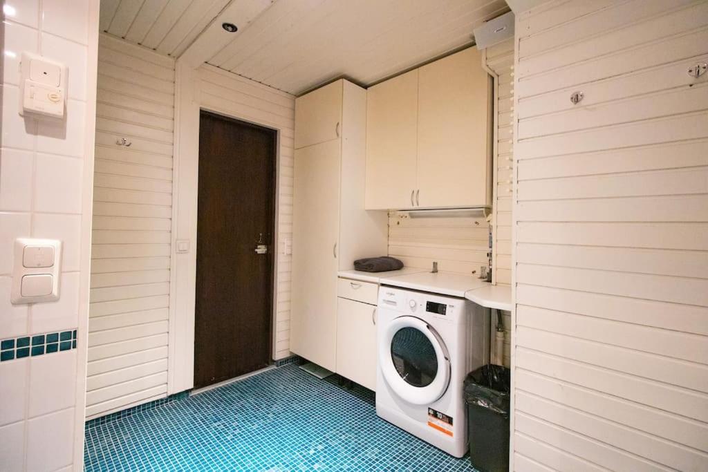 Waterfront Townhouse with BathTub Sauna,FREE Parking