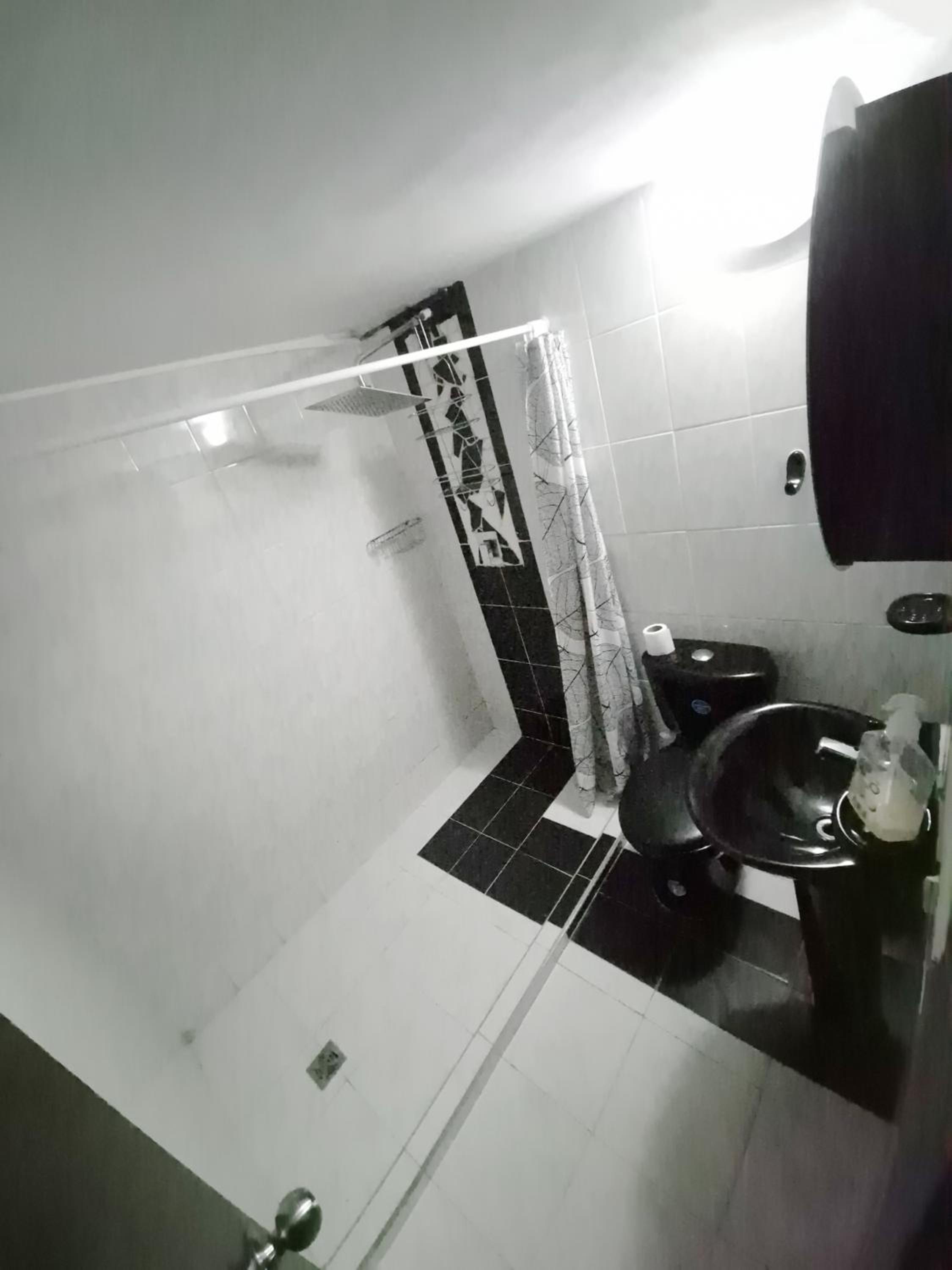 Duplex w Rooftop, Pool & 3 Jacuzzi, Maid, Security
