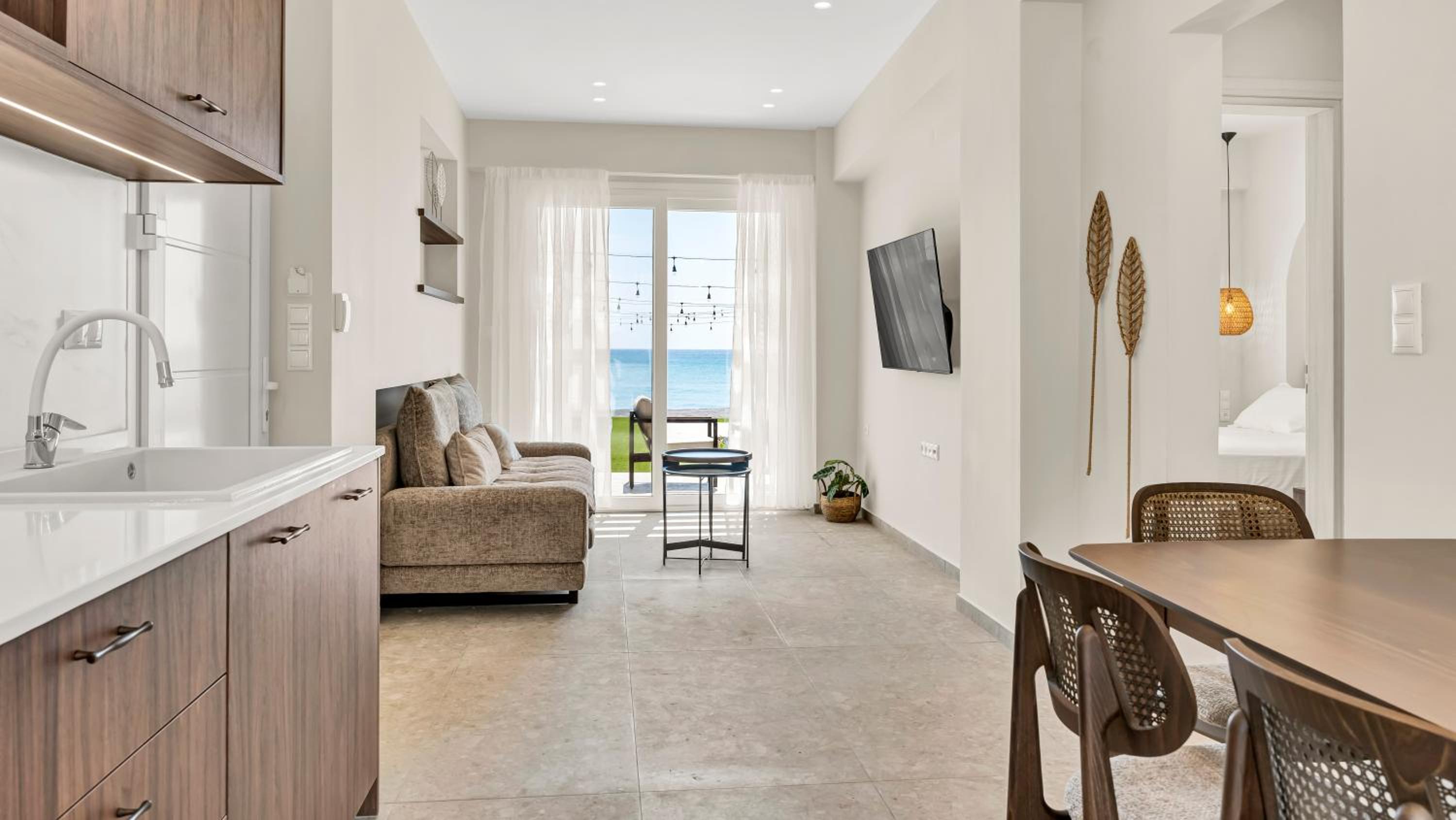 Blue Dream - Beach Front Villa