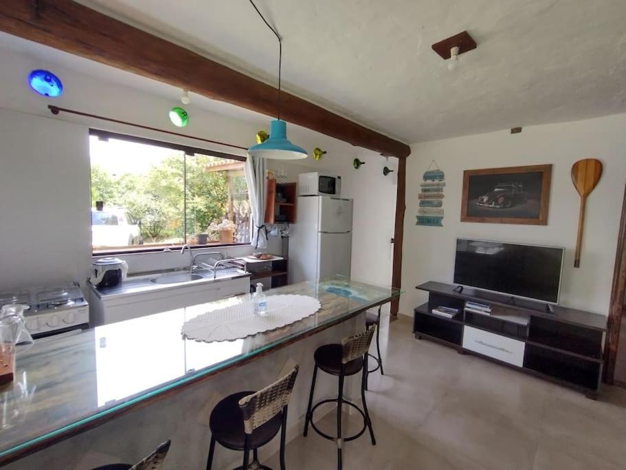 Apartamento térreo 1 dormitório 300m do mar