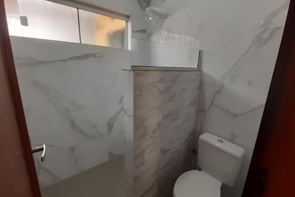 Apartamento térreo 1 dormitório 300m do mar
