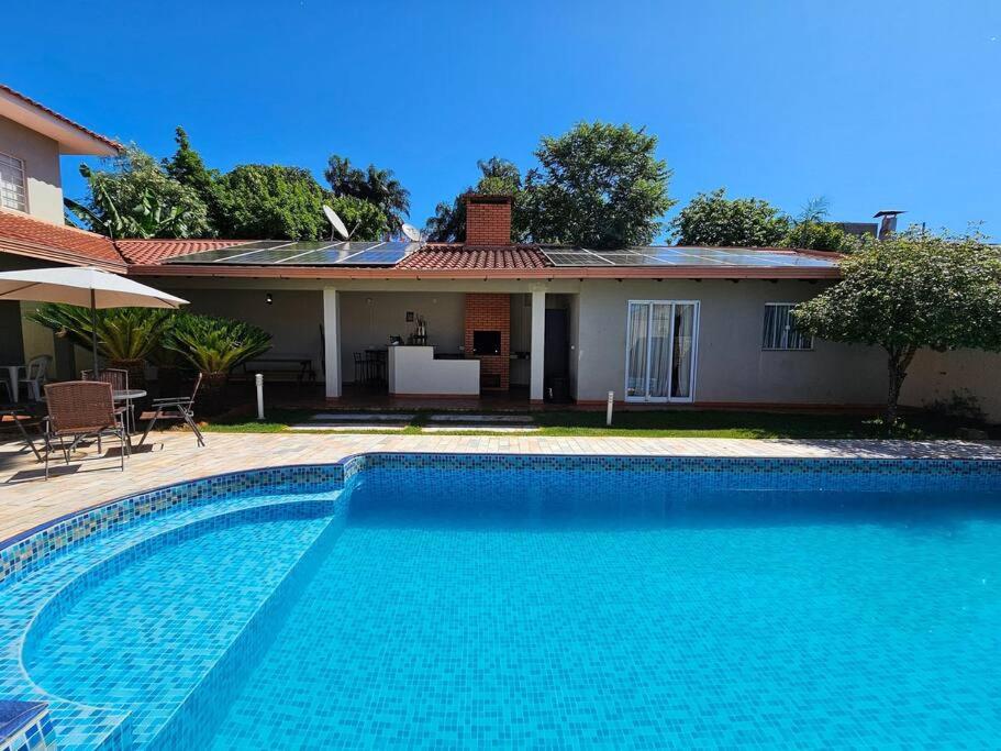 Linda casa 5 quartos prox a av cataratas e centro