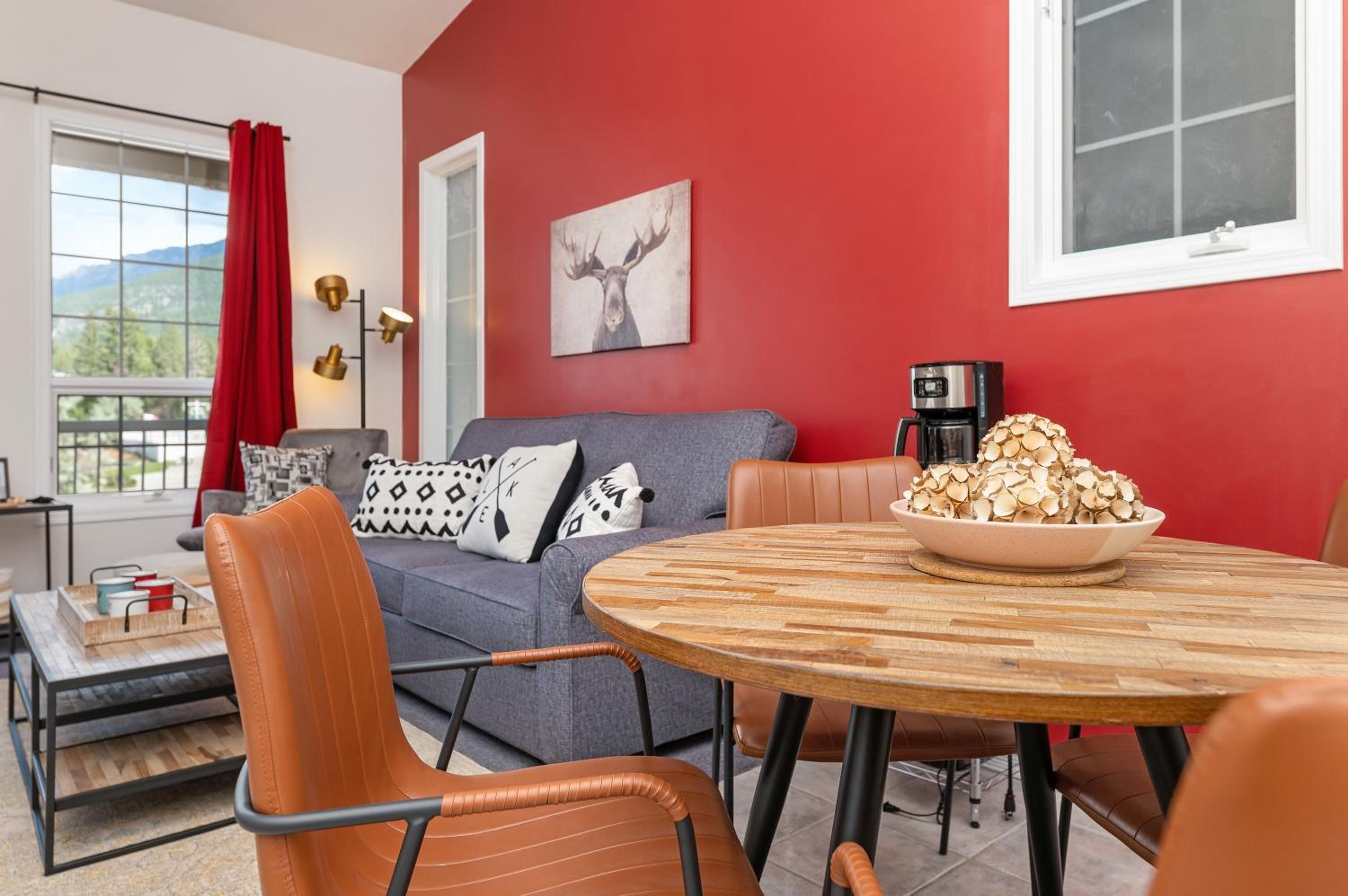Mountain View Villas with Fairmont Creek Vacation Rentals - Image 2