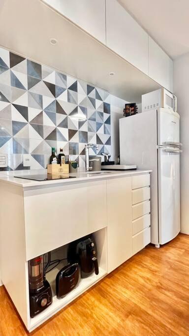 Luxuoso Studio Vila Madalena com Vaga
