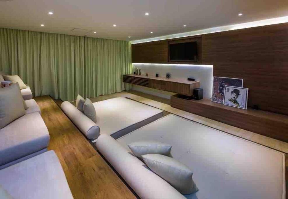 Luxuoso Studio Vila Madalena com Vaga