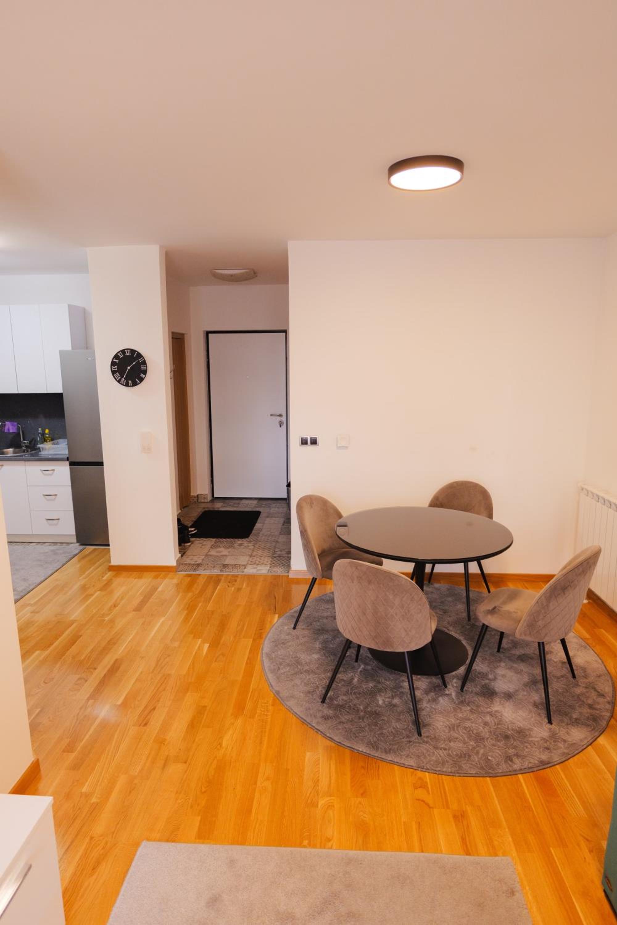 Lisboa Apartman Bulevar