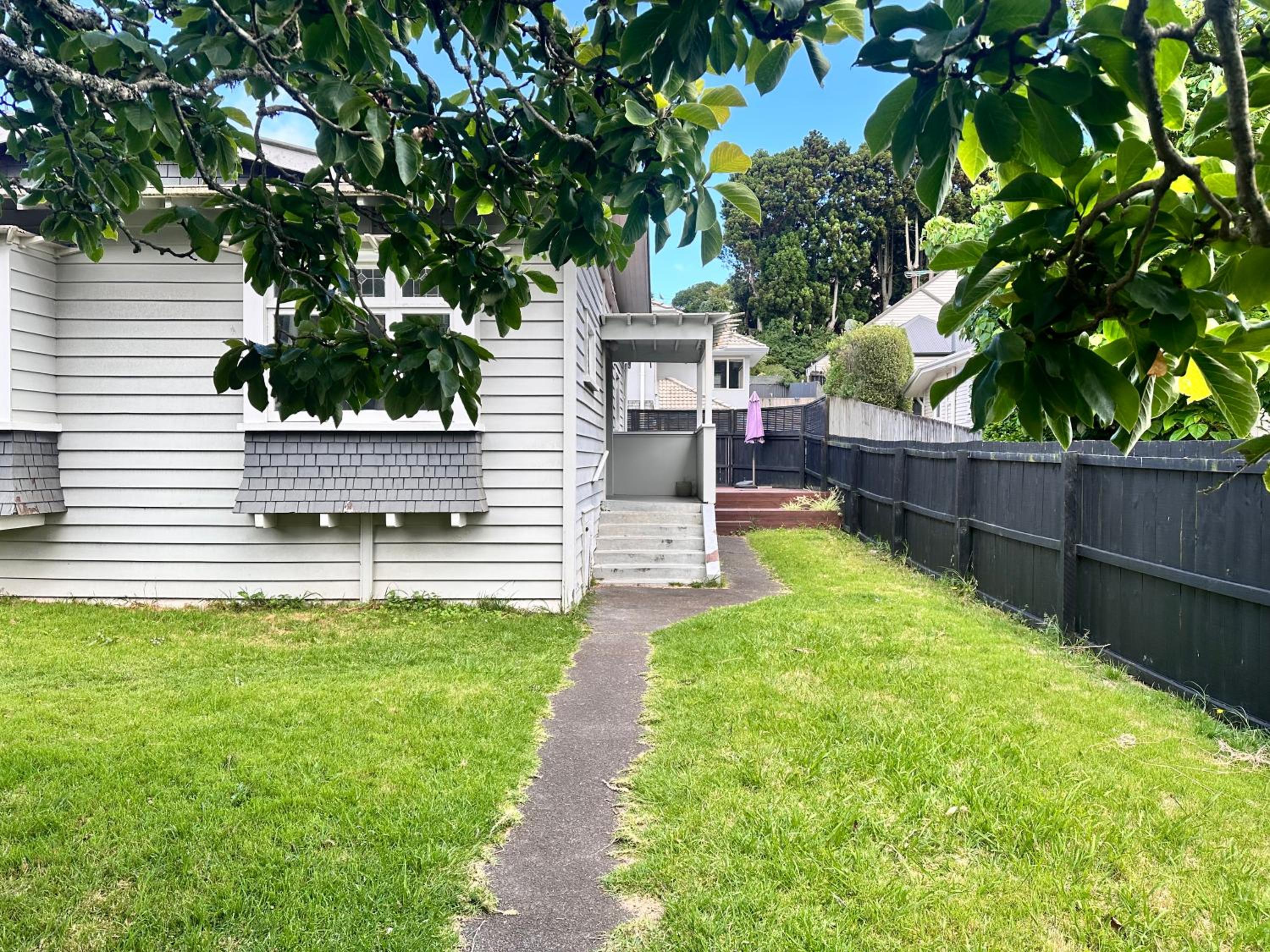 Cozy Home Stay at Hillsborough Road - Auckland City view 4