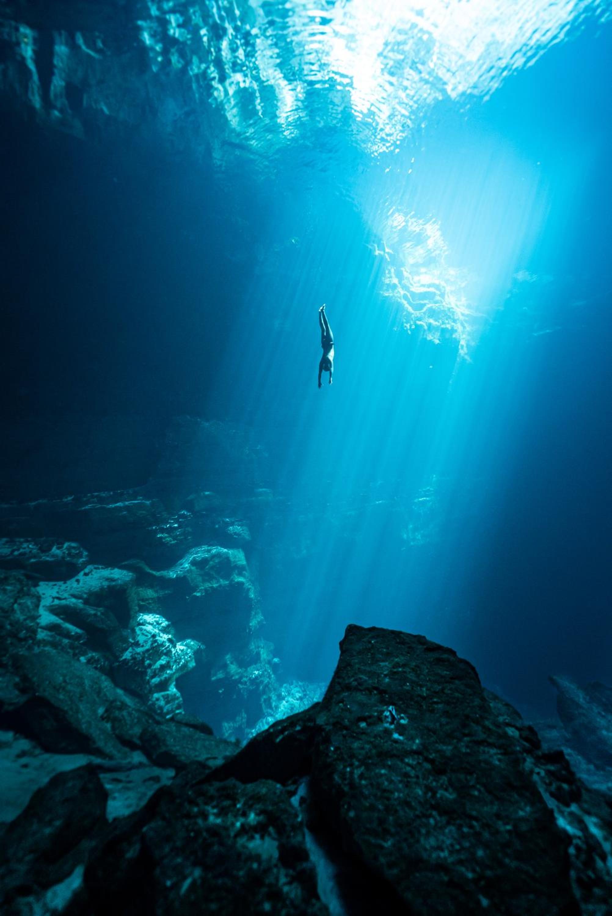 Kilsby Sinkhole & Accommodation