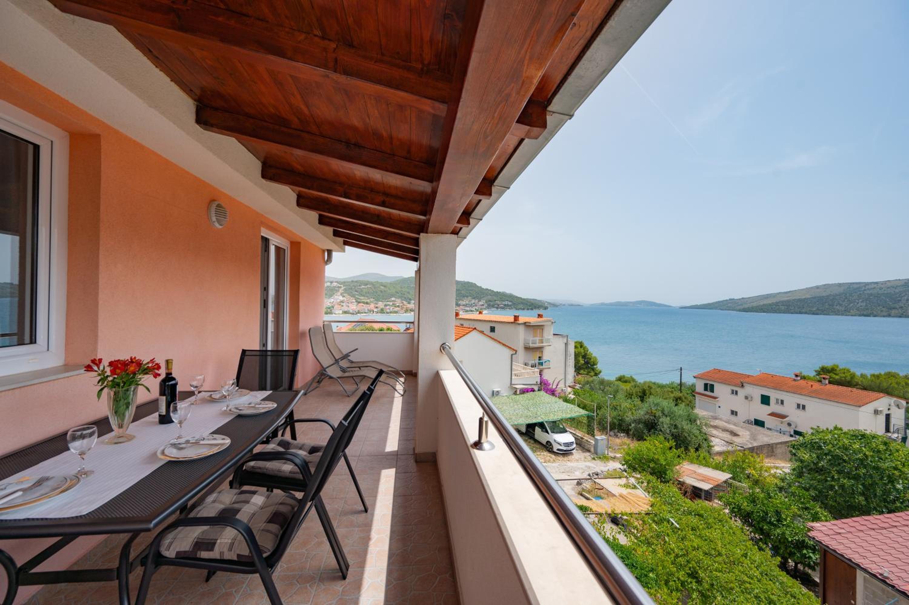 Apartments Iva