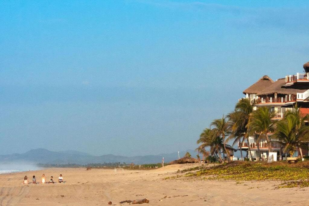 Beachfront Apartment in Puerto Escondido at Vivo Resort