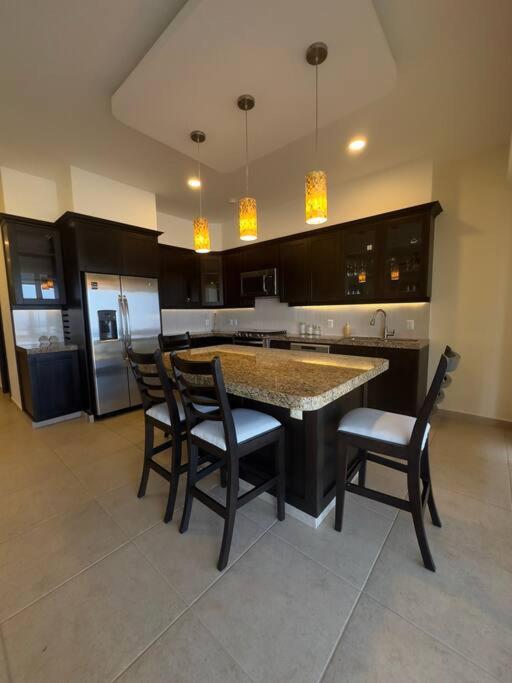 Beachfront Apartment in Puerto Escondido at Vivo Resort