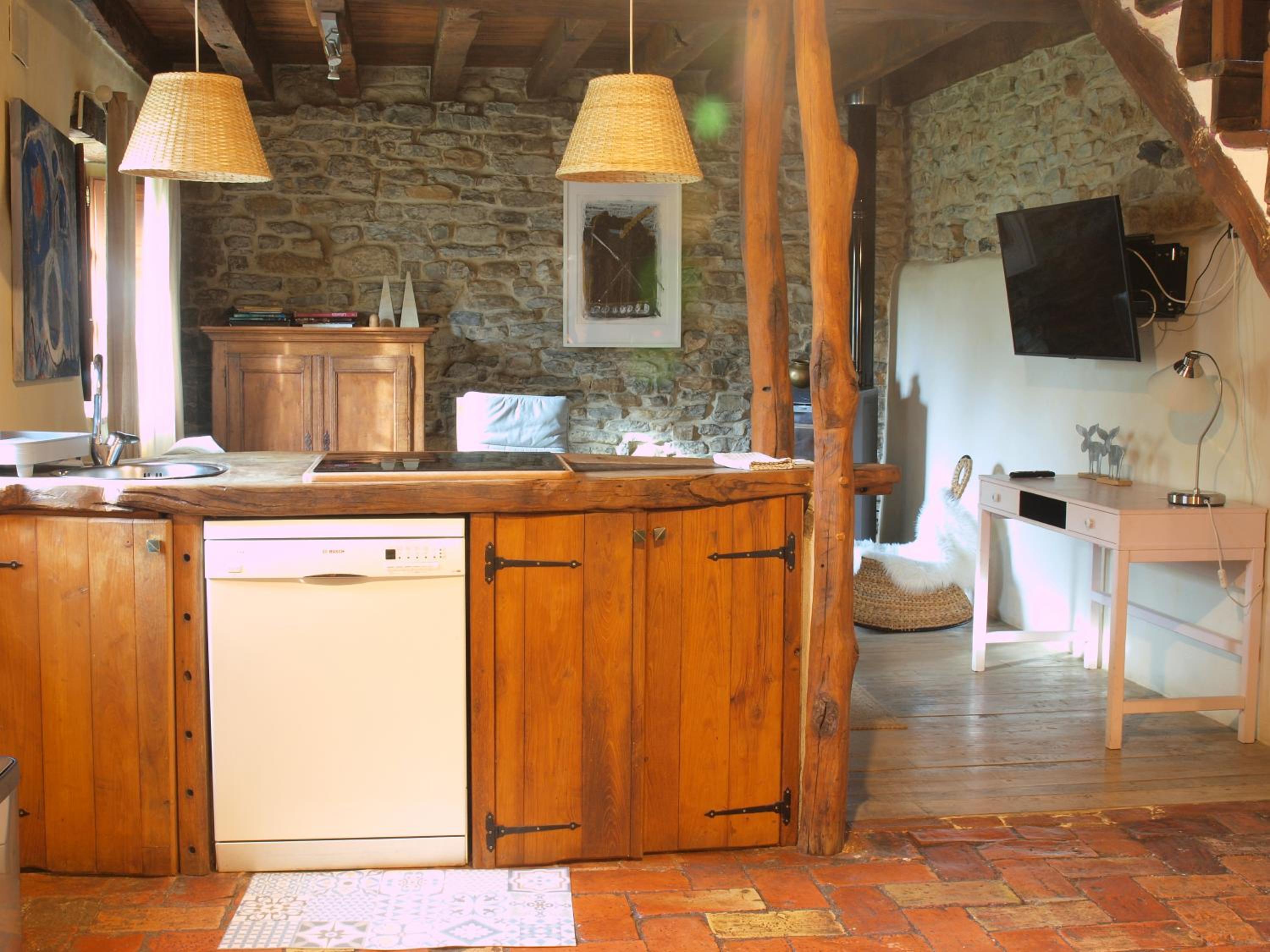 Casa rural con chimenea en el Parque Natural del Gorbea, 2,3,4,5 pax view 3