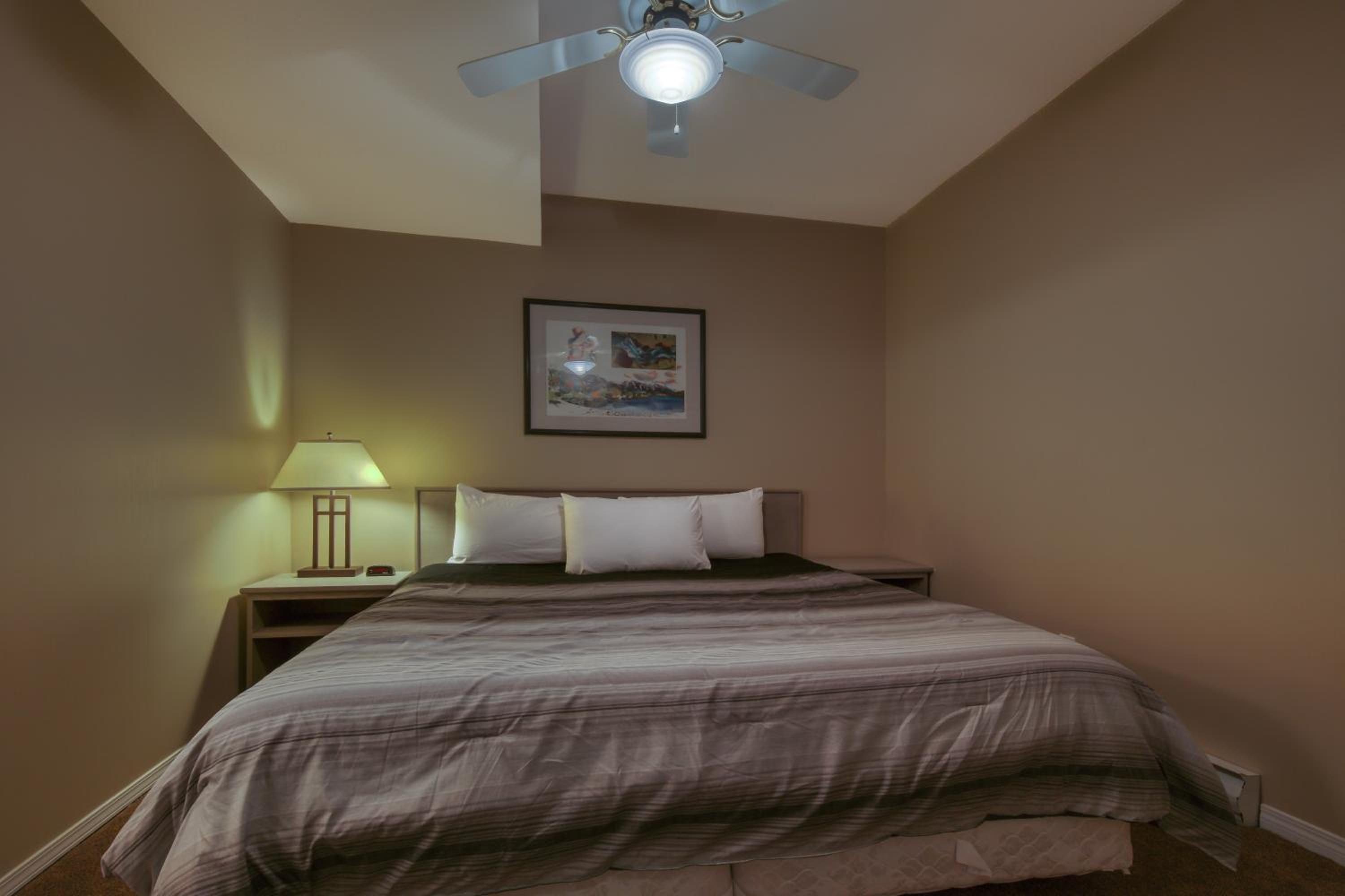 Mountain View Villas with Fairmont Creek Vacation Rentals