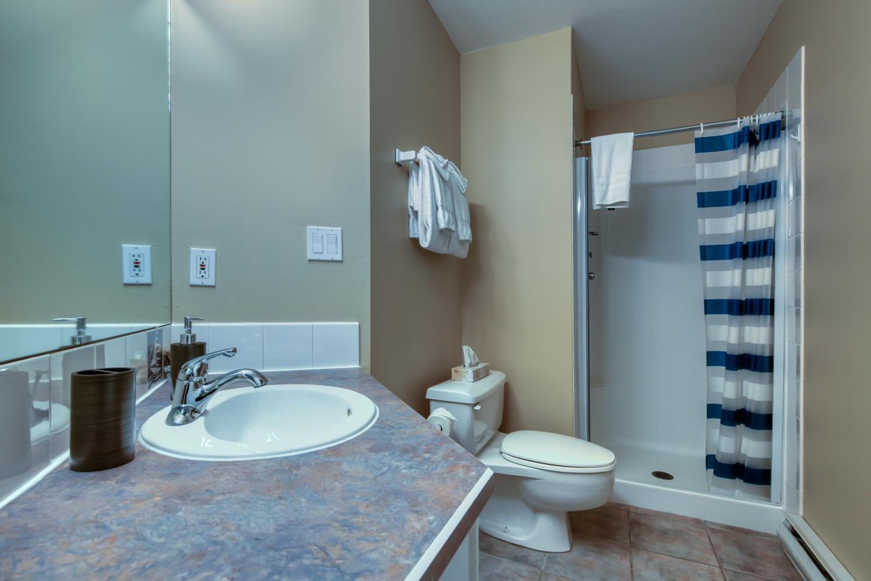 Mountain View Villas with Fairmont Creek Vacation Rentals