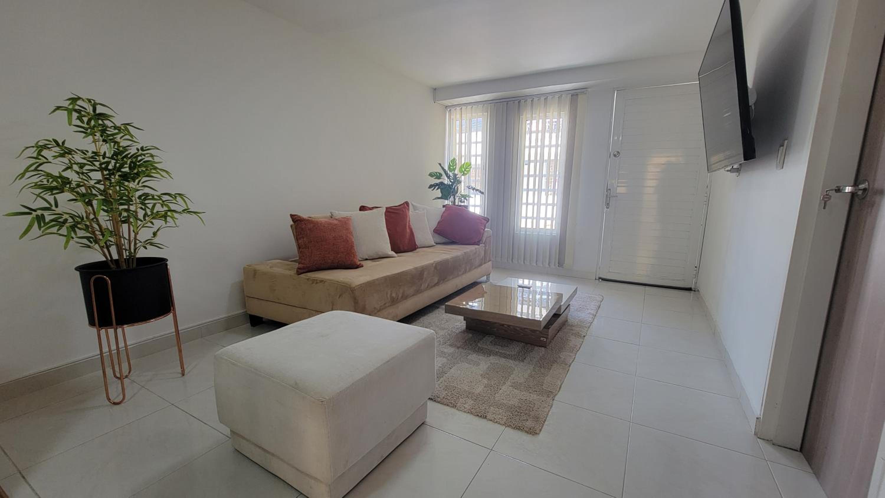 Acogedora casa en zona tranquila