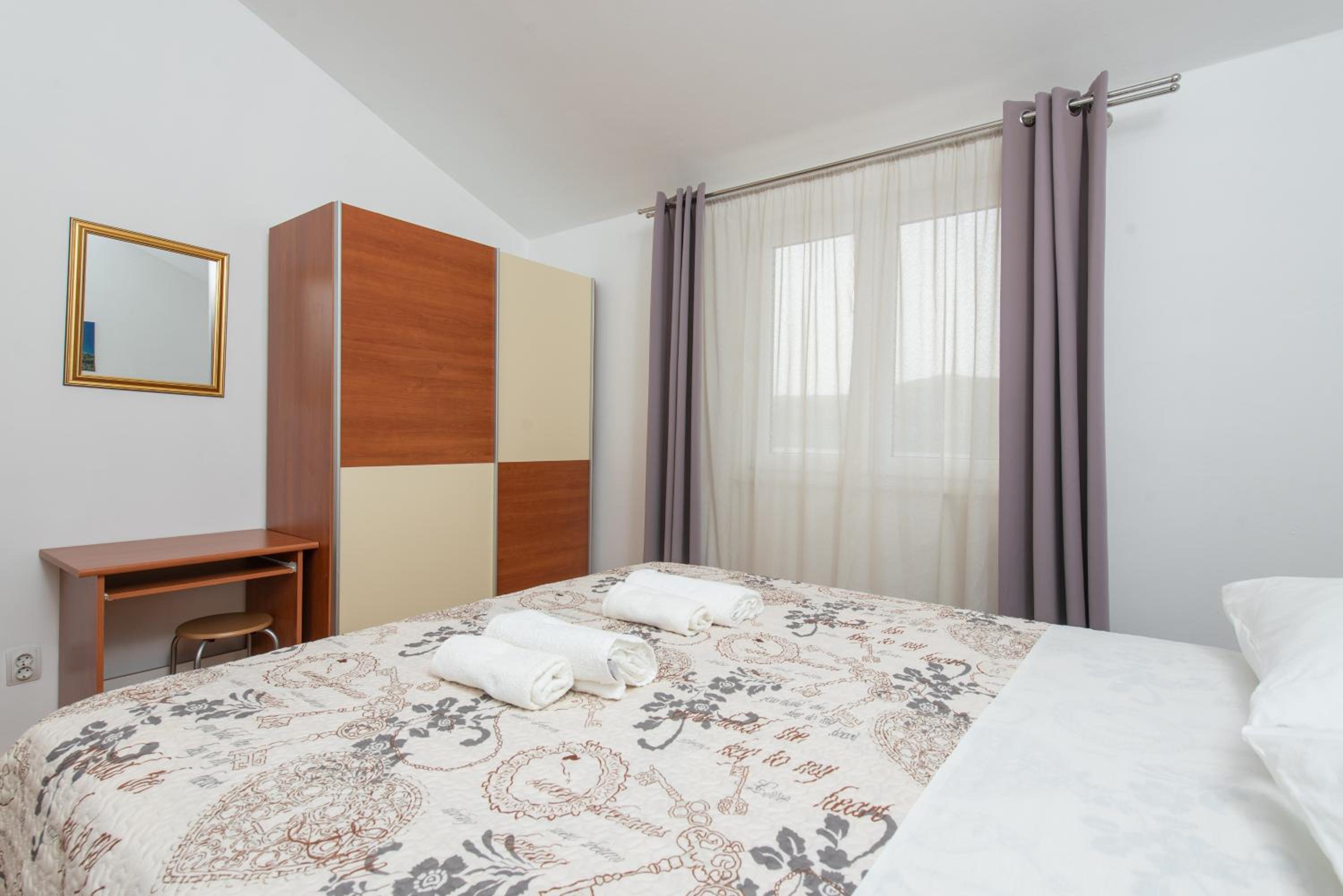 Apartments Iva