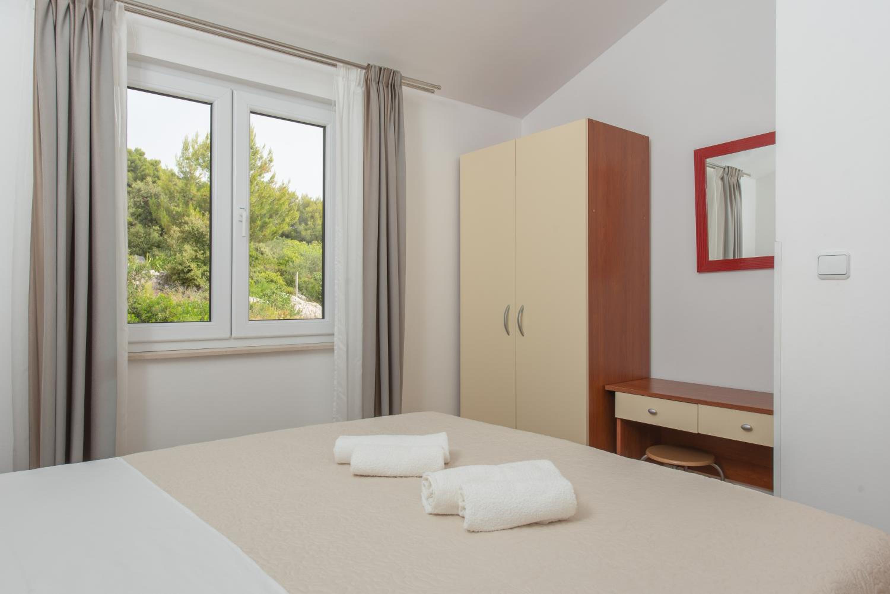 Apartments Iva