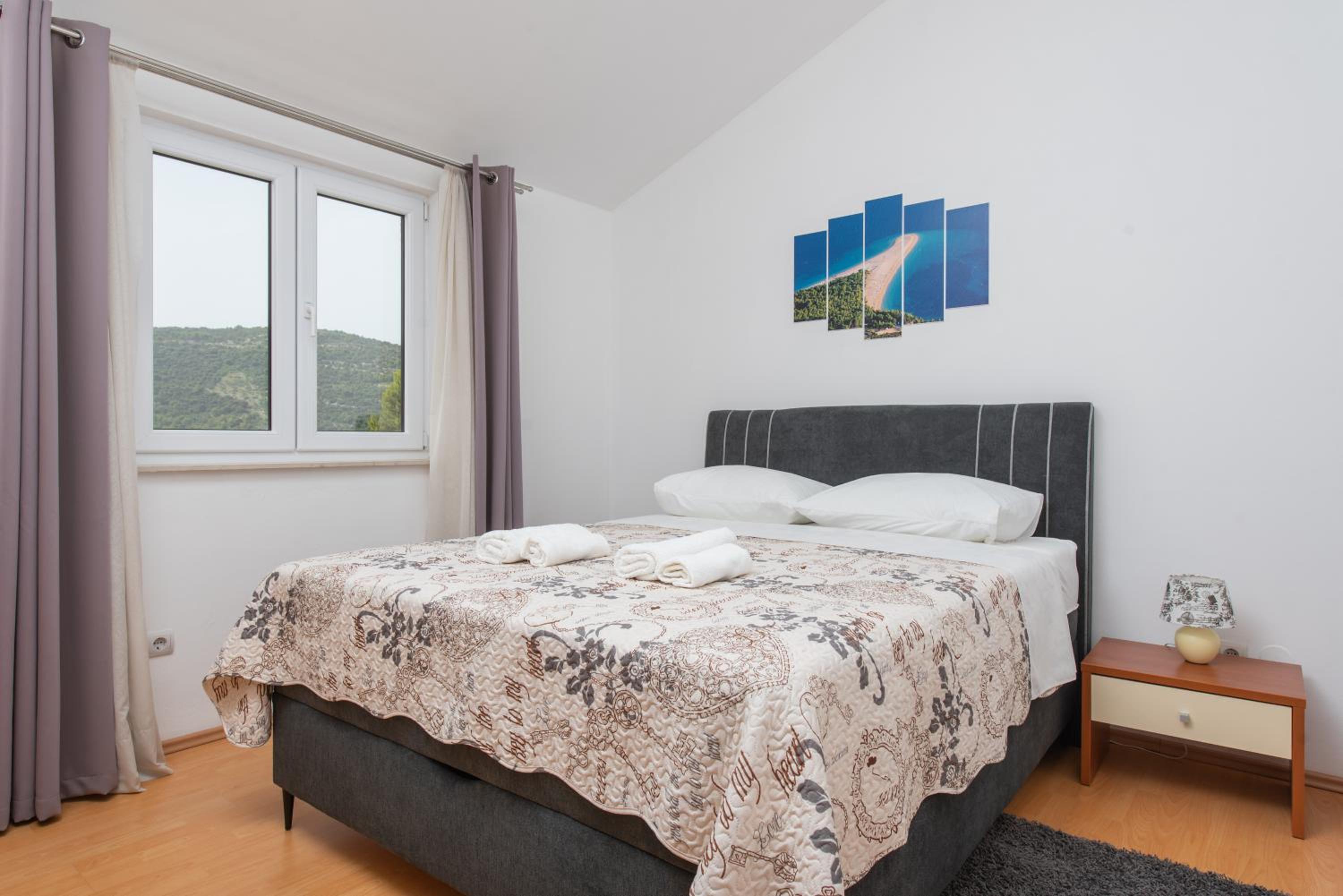 Apartments Iva