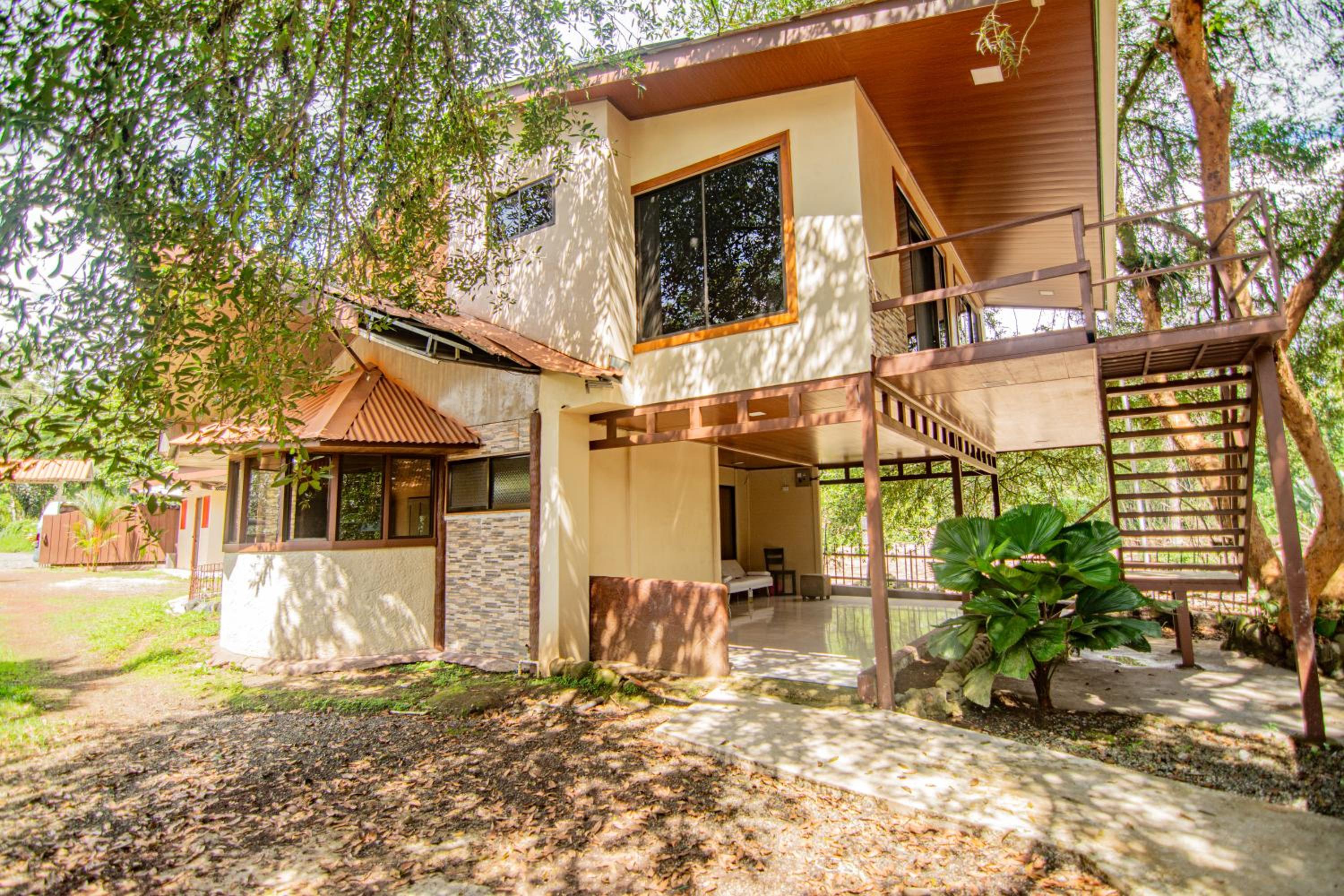 Villa Escondida