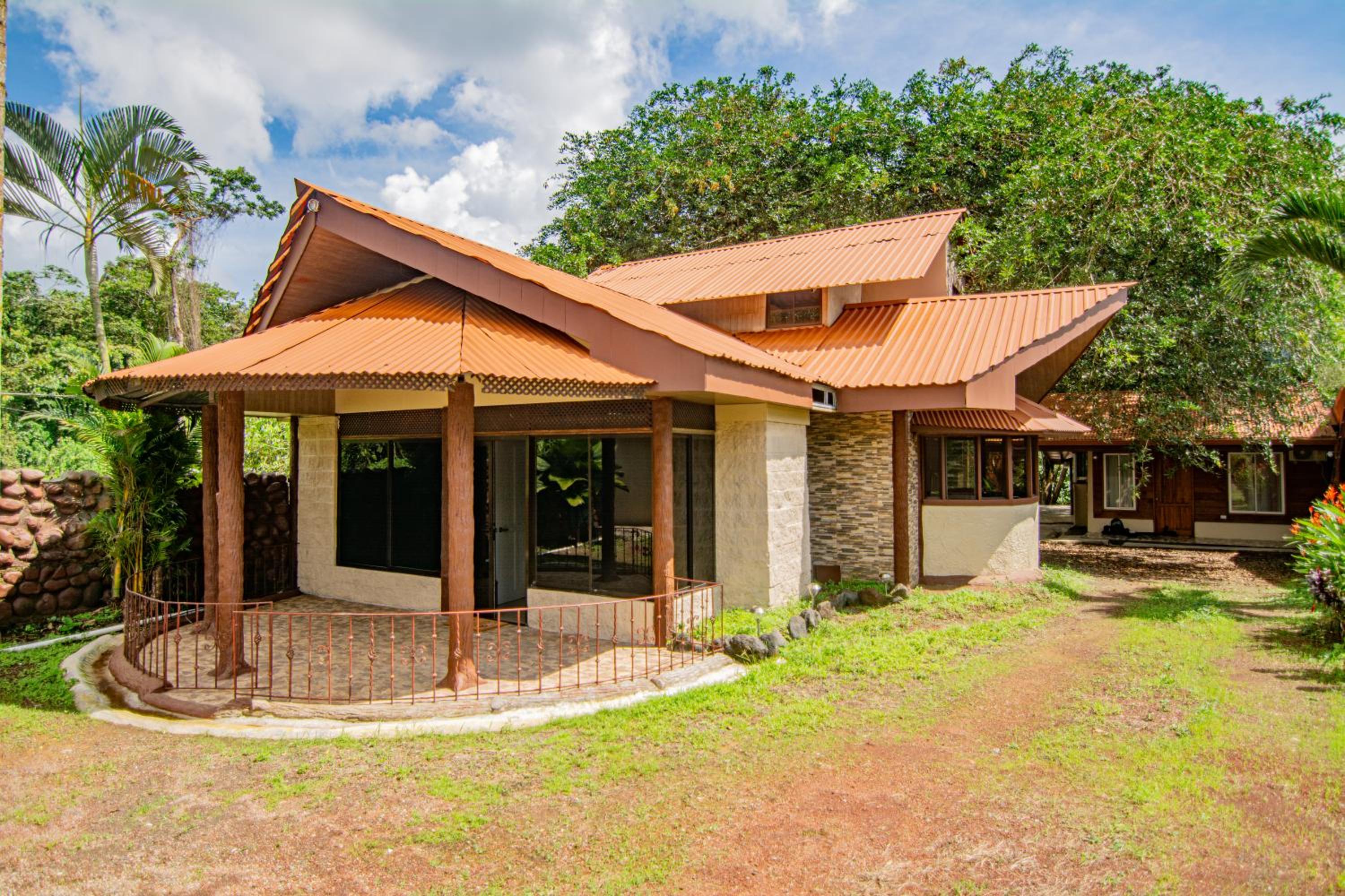 Villa Escondida
