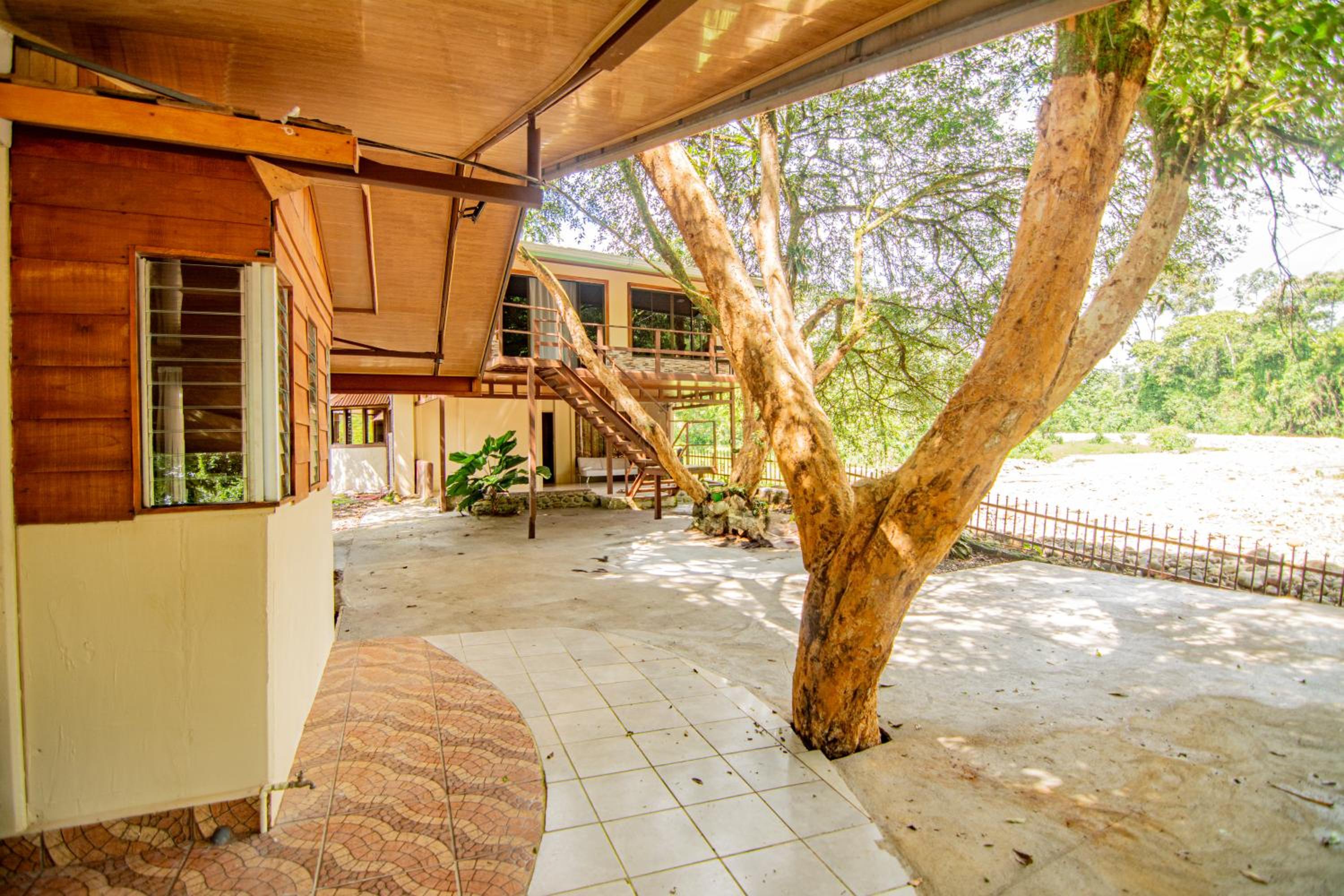 Villa Escondida