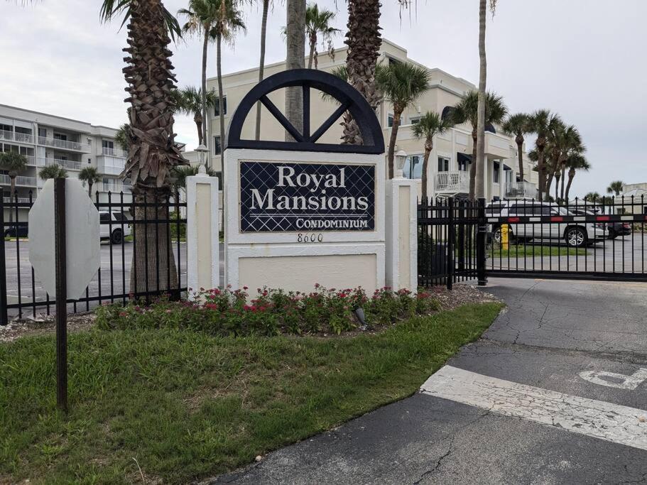 Oceanfront 2br2b, Ocean Views, Heated Pool, Spa view 2
