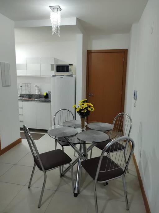 Apartamento prox Hosp Caridade Mello Mattos