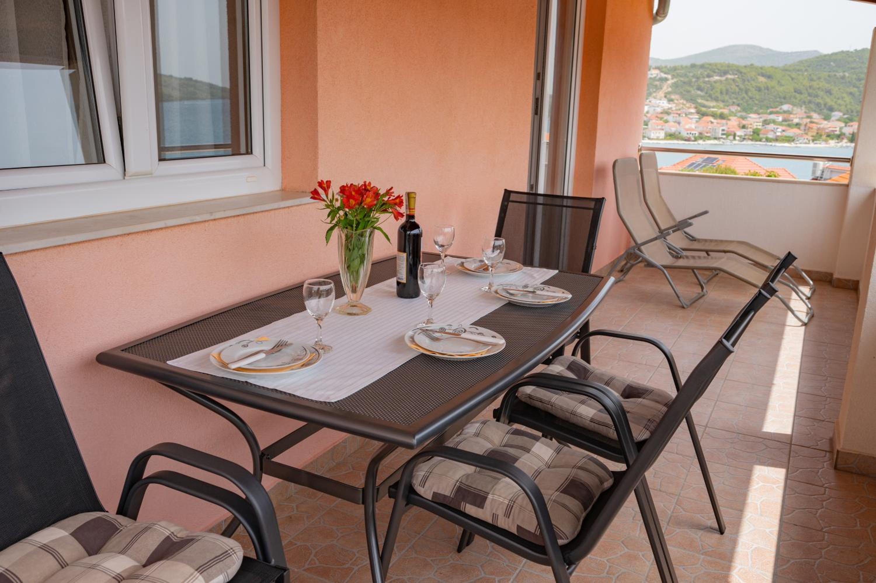 Apartments Iva