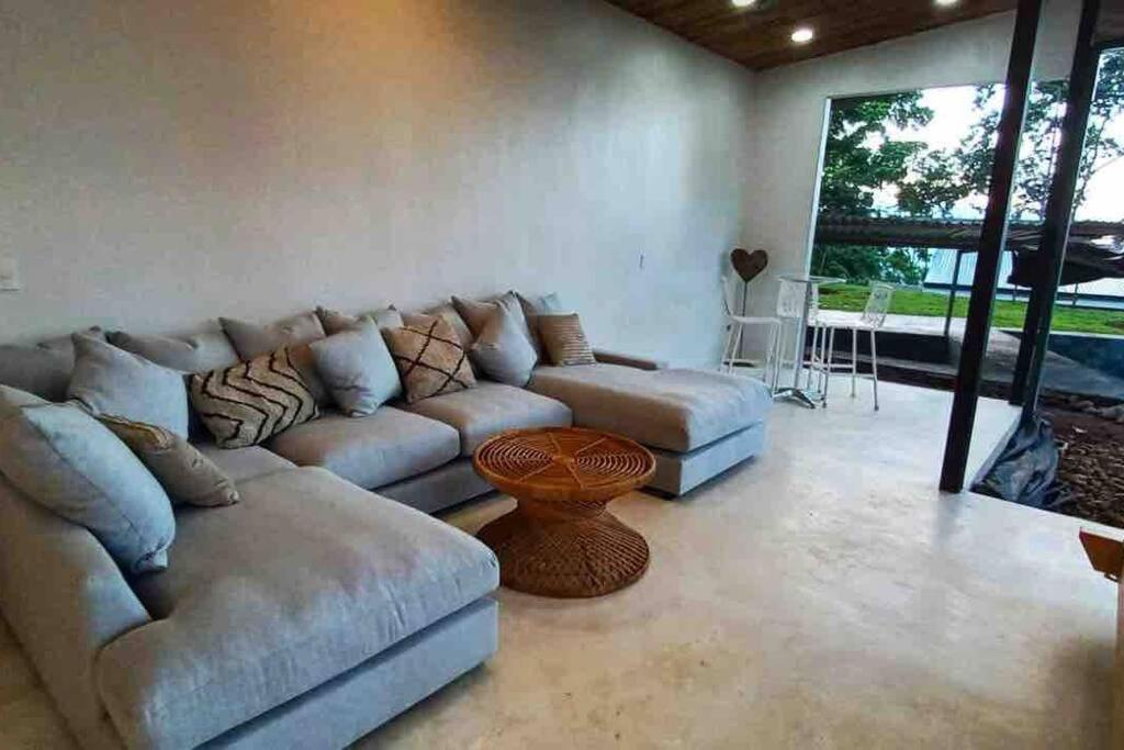 Pandanus Lodge & Retreats Bungalow Strelizia