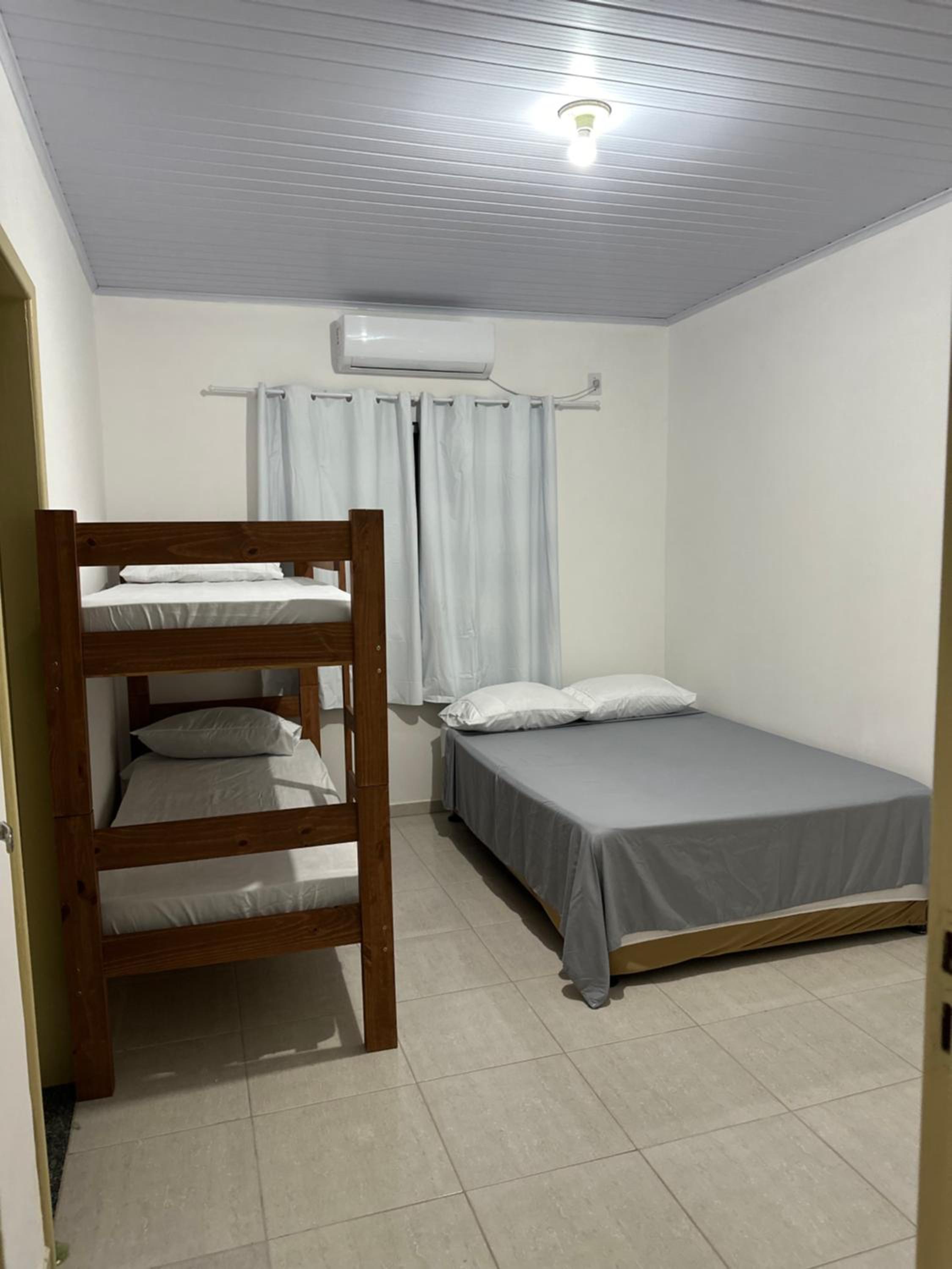 Casa de férias pra 14 pessoas