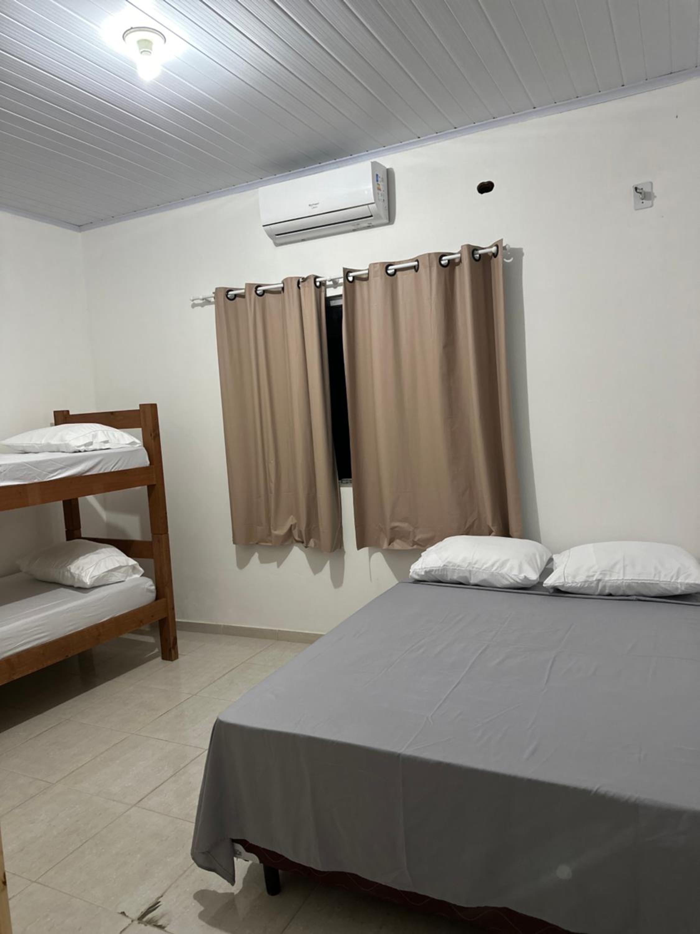 Casa de férias pra 14 pessoas