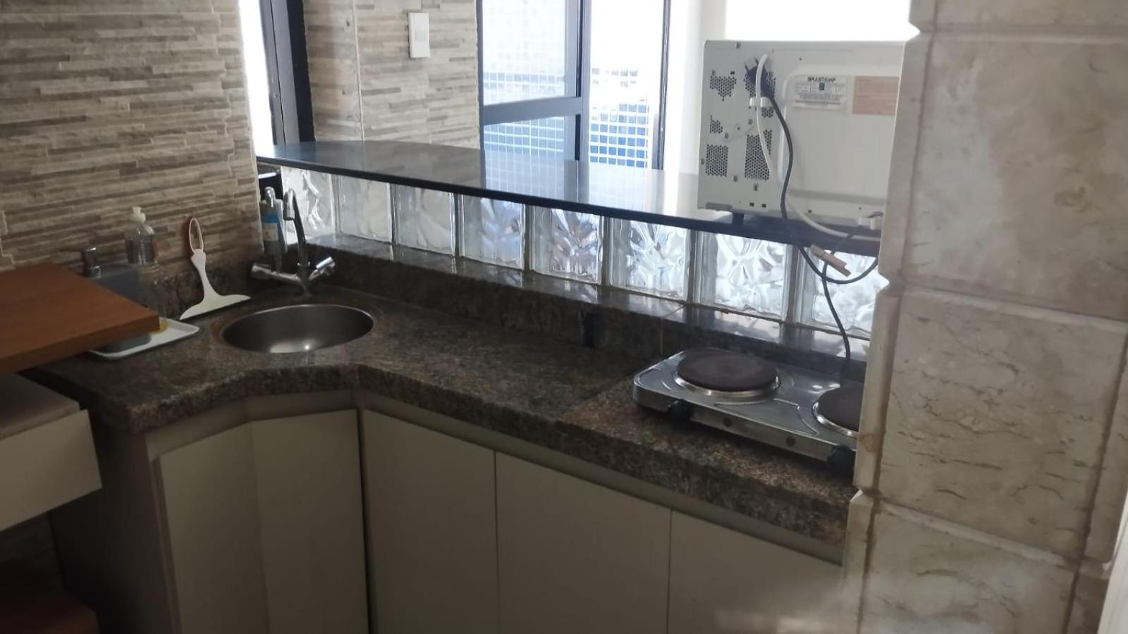 cobertura beira mar, área nobre, completa!