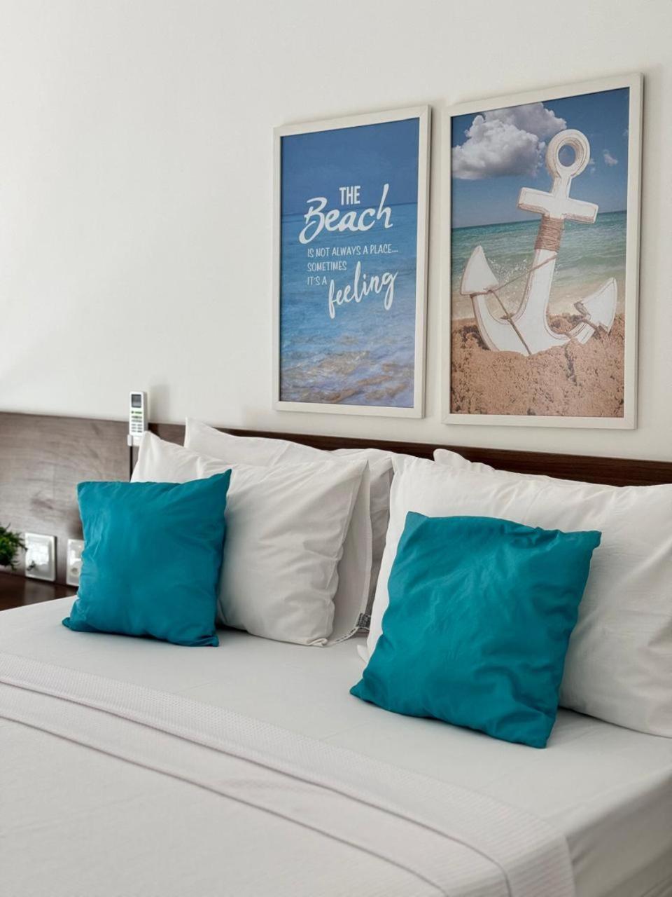 Illa Blue Village