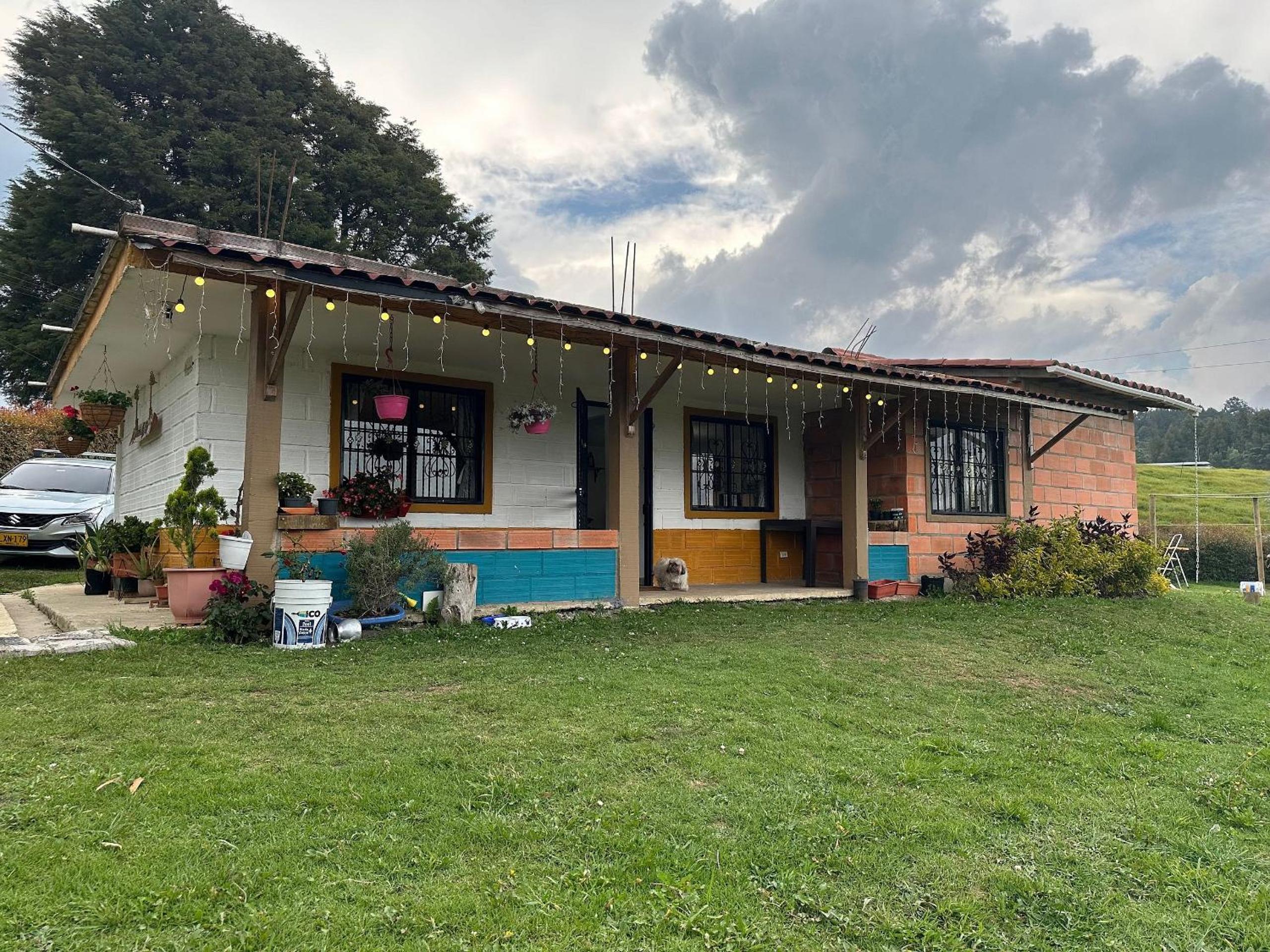 Santaelena Cielo · Retiro natural cerca al Parque Arví Wi-Fi Starlink