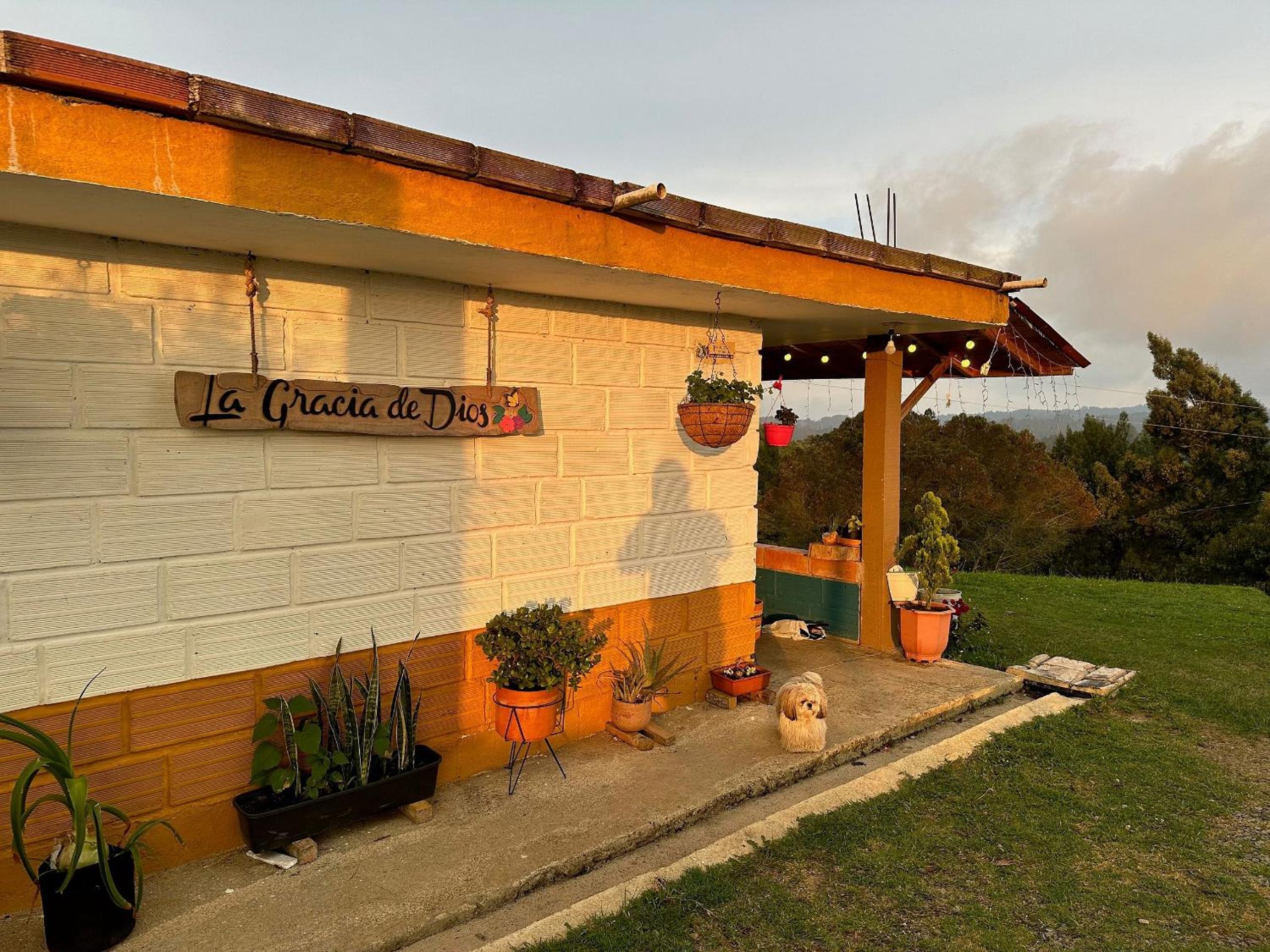 Santaelena Cielo · Retiro natural cerca al Parque Arví Wi-Fi Starlink