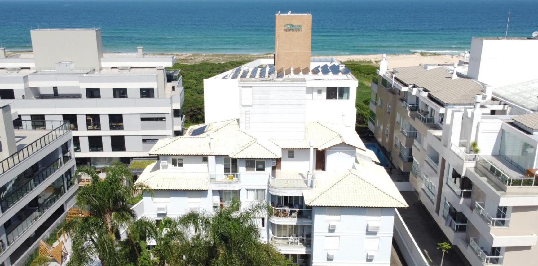 Apartamento TOP no Novo Campeche, completo, luminoso, a 50 m da praia