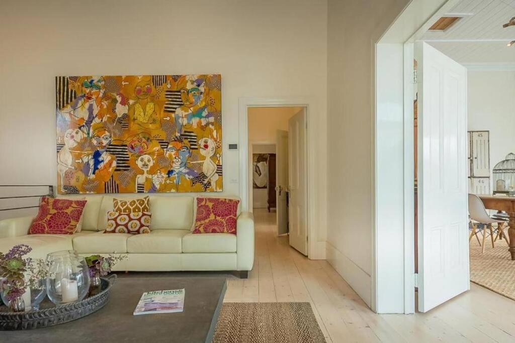 Ocean Beach House Sorrento - Luxury with Heated Pool and Spa